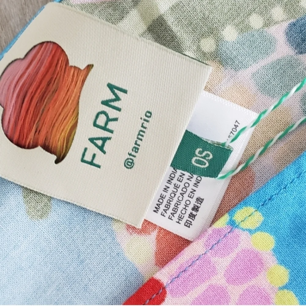 Farm Rio Sarong - Picture 8 of 9